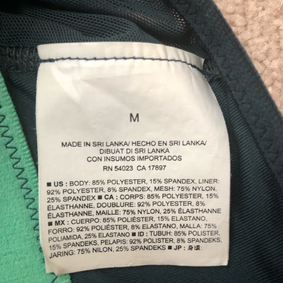 Sports bra - Picture 3 of 4